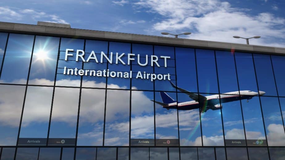 Priority air freight: Customs clearance in Frankfurt for a French ...